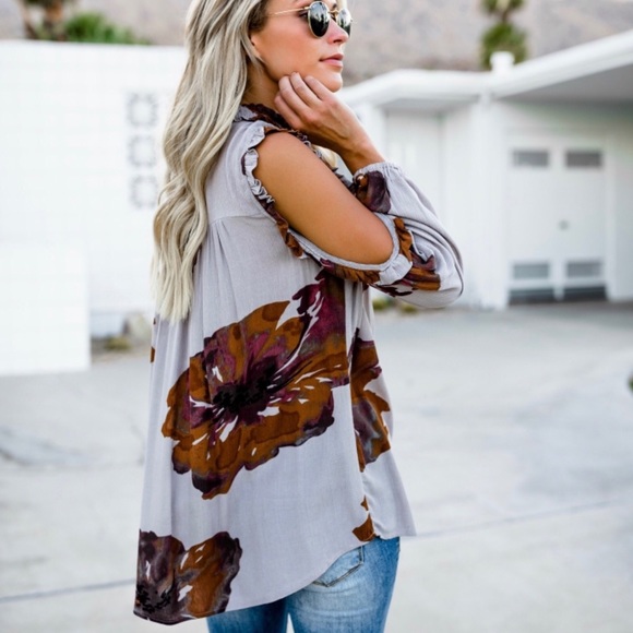 Love & Lilacs Cold Shoulder - Picture 5 of 8